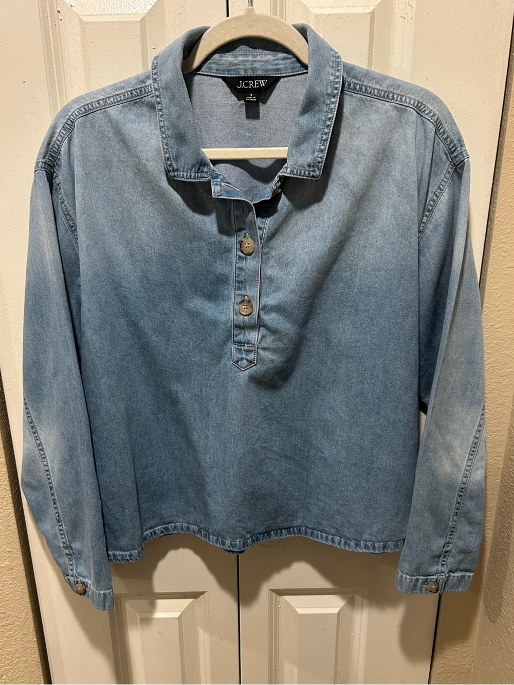 J.Crew Chambray Popover Shirt , size Small - Picture 6 of 10
